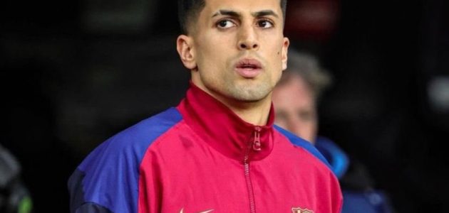 لاعب برشلونة يقترب من الهلال ضمن صفقة كانسيلو