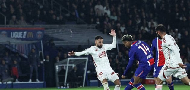 باريس سان جيرمان يقترب من لقب الدوري الفرنسي بالفوز أمام بريست